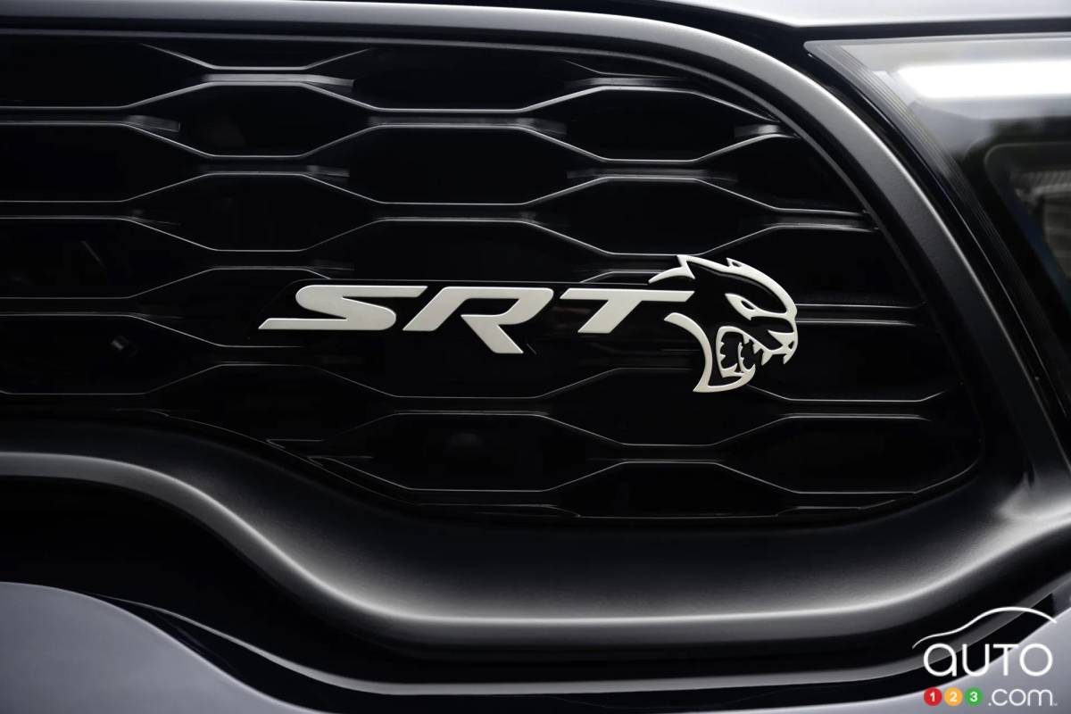 Dodge Durango SRT Hellcat Hammerhead 2025, logo SRT