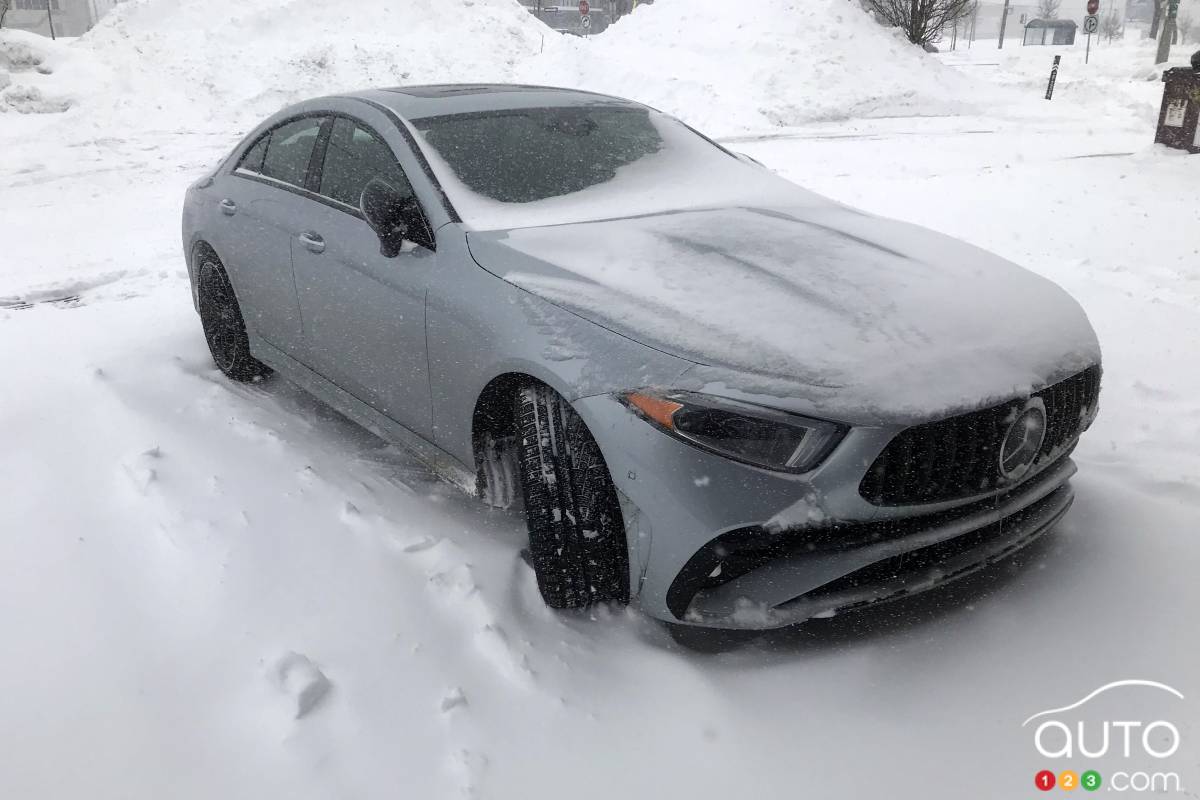 Pneu Pirelli Sottozero sur une Mercedes-Benz C300