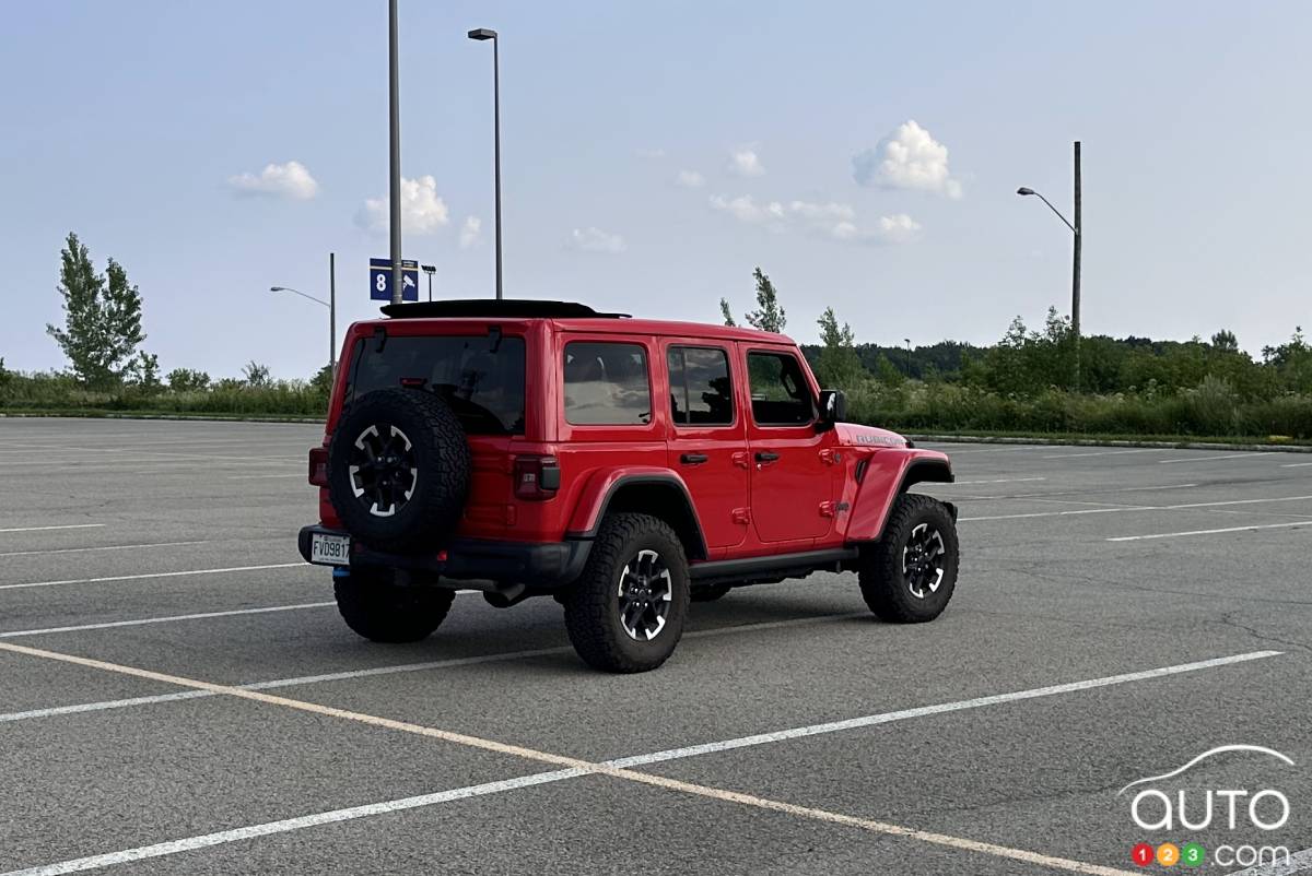 Jeep Wrangler Rubison 4xe 2024, arrière