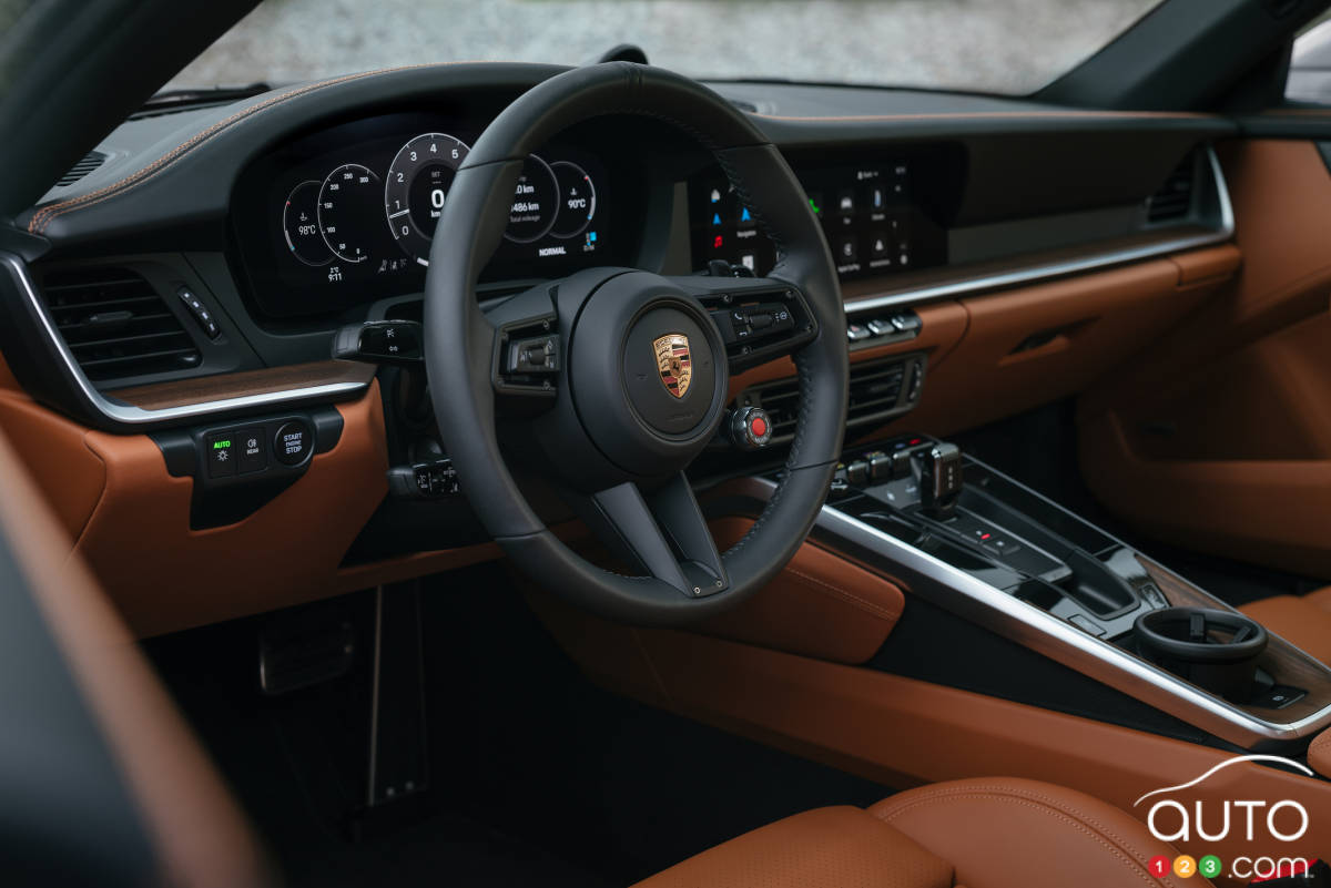 Porsche 911 Carrera S 2025, intérieur