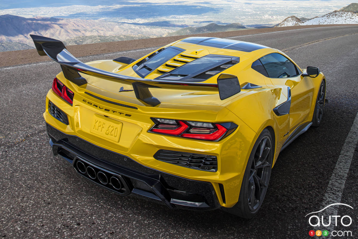 Chevrolet Corvette ZR1 2025, arrière