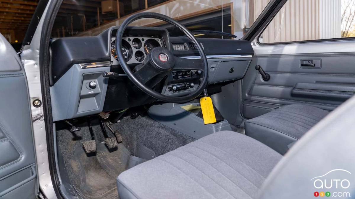 La Chevrolet Chevette 1987, intérieur