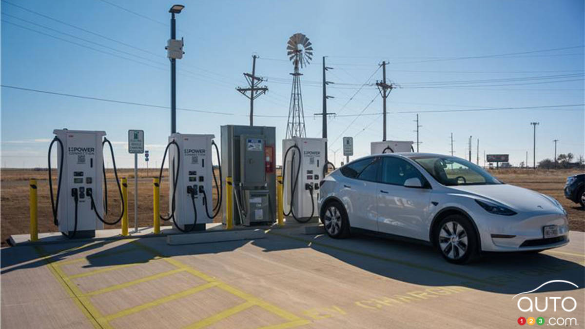 Un borne de recharge au Texas