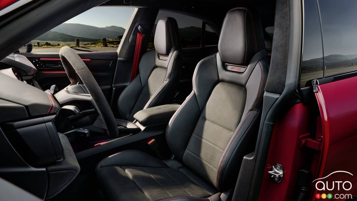 Porsche Macan GTS 2026, sièges