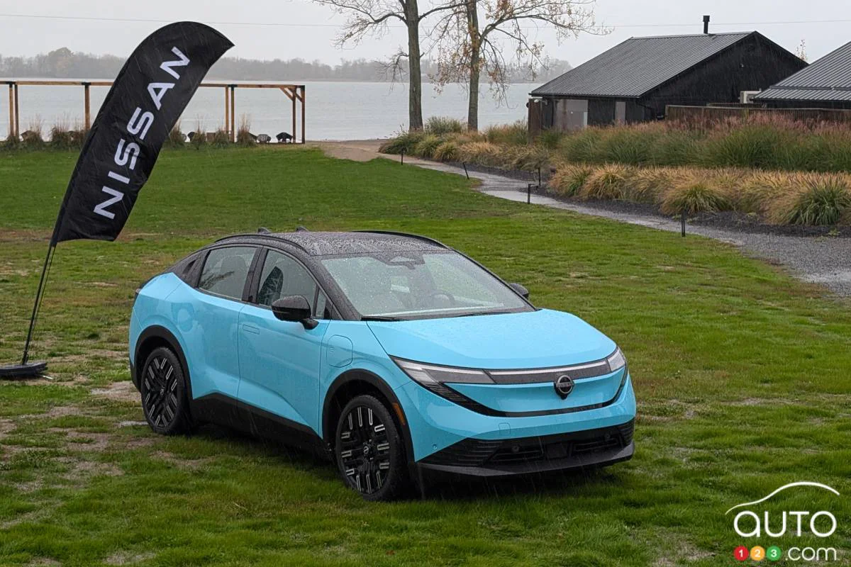 Nissan LEAF 2026
